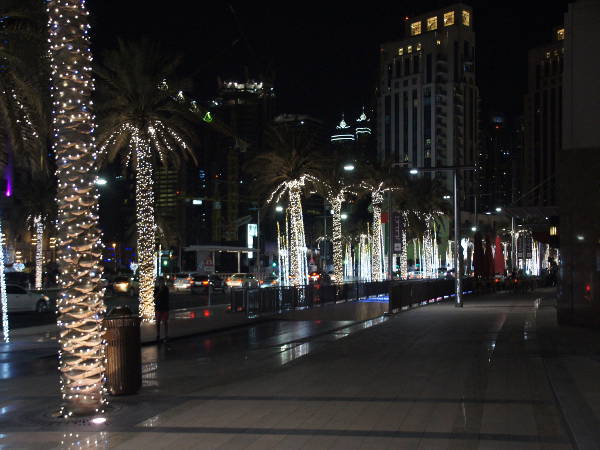 Dubai bei Nacht Dubai bei Nacht